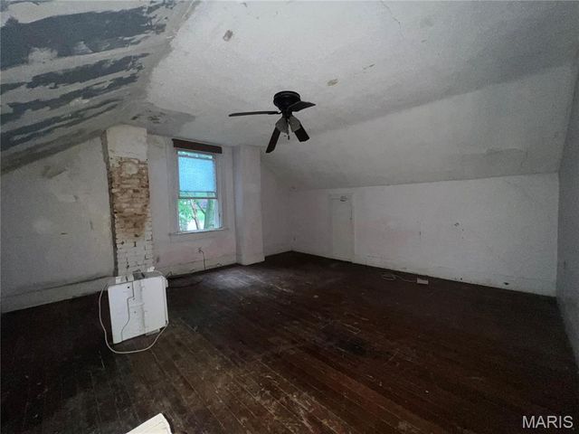 1214 Lebanon Avenue, Belleville, IL 62221