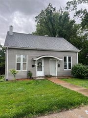 1214 Lebanon Avenue, Belleville, IL 62221