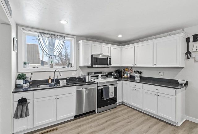 118 N Johnson Street, Berlin, WI 54923