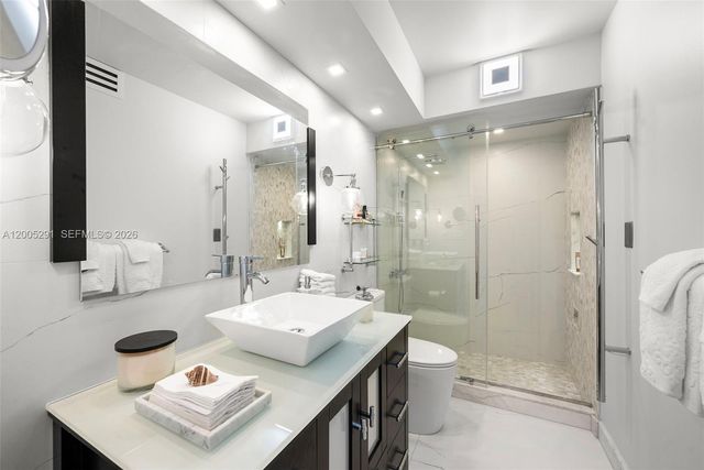 4300 N Ocean Blvd 15D, Fort Lauderdale, FL 33308