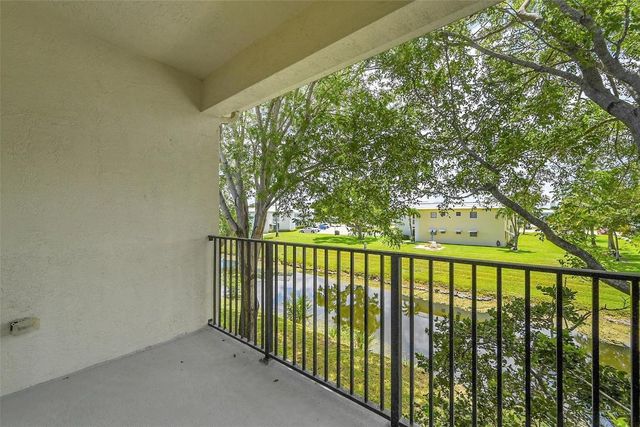 23269 Carolwood Lane 202, Boca Raton, FL 33428