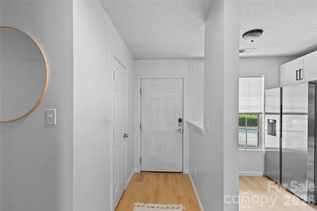 622 Emerald Cove Drive, Charlotte, NC 28262