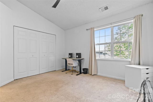 622 Emerald Cove Drive, Charlotte, NC 28262