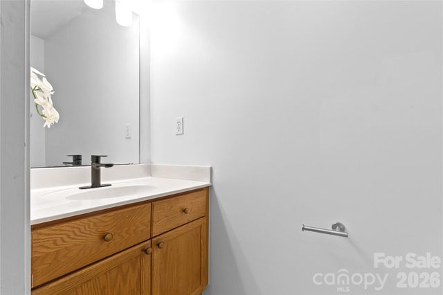 622 Emerald Cove Drive, Charlotte, NC 28262
