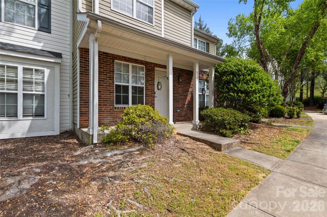622 Emerald Cove Drive, Charlotte, NC 28262