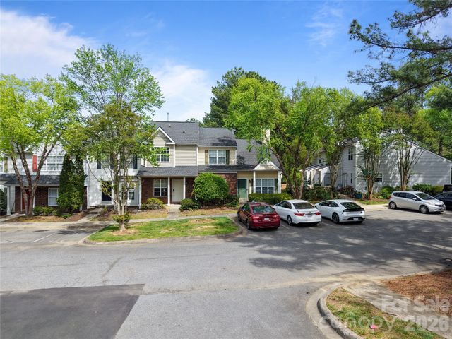 622 Emerald Cove Drive, Charlotte, NC 28262