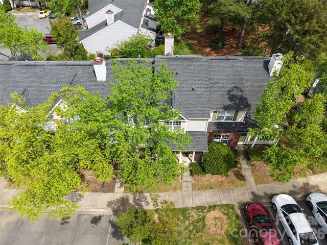 622 Emerald Cove Drive, Charlotte, NC 28262