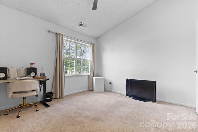 622 Emerald Cove Drive, Charlotte, NC 28262