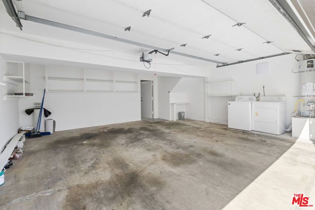 18333 Hatteras Street 77, Tarzana (los Angeles), CA 91356