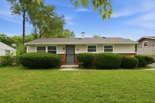 16551 Plymouth Drive, Markham, IL 60428