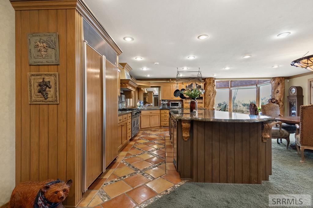 Image 17 of property listing at 535 Swan Ln, Irwin, ID 83449