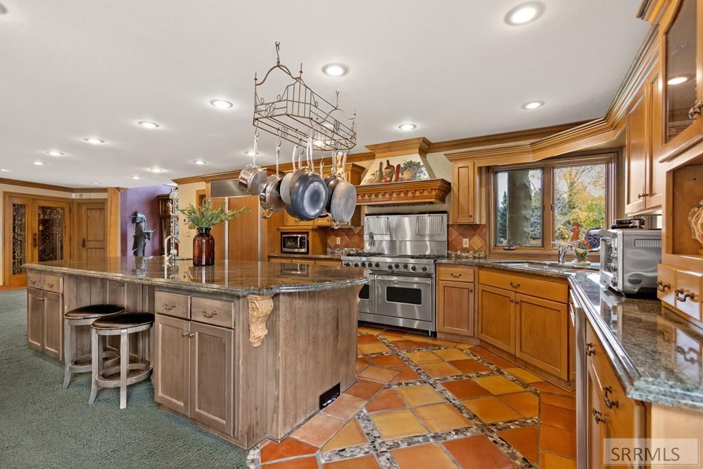 Image 20 of property listing at 535 Swan Ln, Irwin, ID 83449