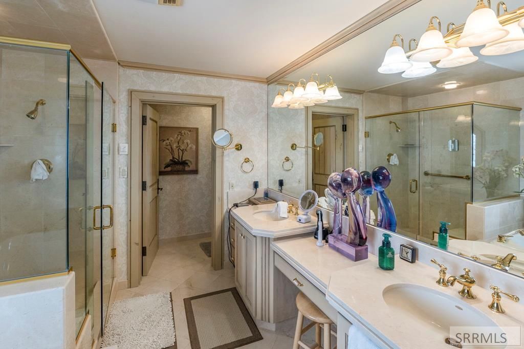 Image 39 of property listing at 535 Swan Ln, Irwin, ID 83449