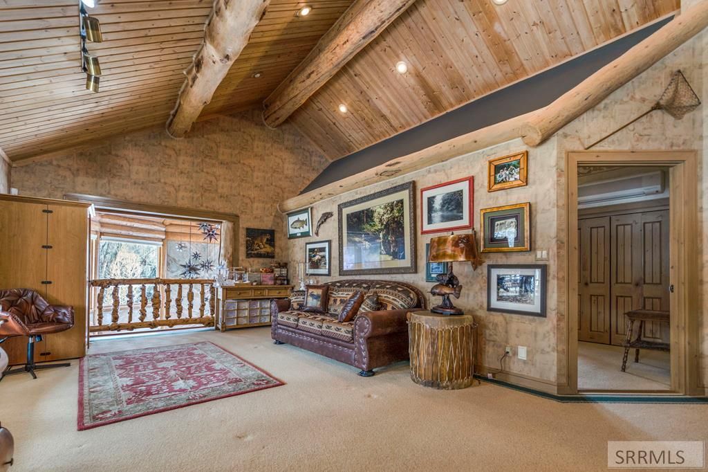 Image 48 of property listing at 535 Swan Ln, Irwin, ID 83449