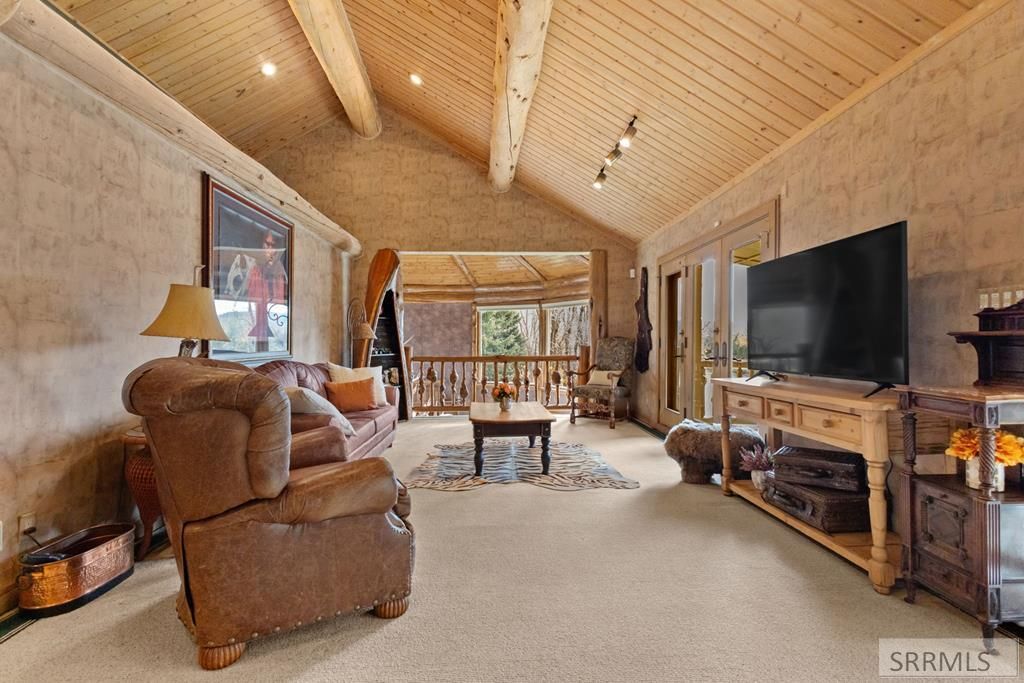 Image 53 of property listing at 535 Swan Ln, Irwin, ID 83449