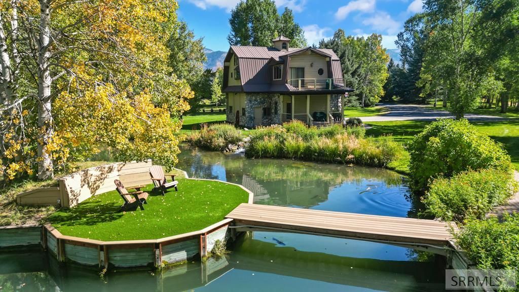 Image 65 of property listing at 535 Swan Ln, Irwin, ID 83449