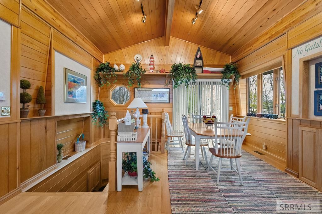Image 70 of property listing at 535 Swan Ln, Irwin, ID 83449