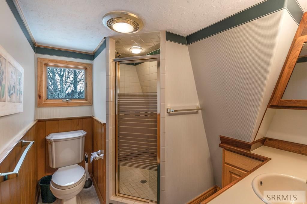Image 79 of property listing at 535 Swan Ln, Irwin, ID 83449