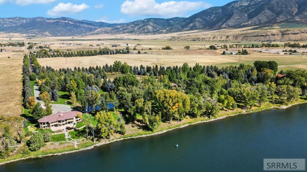 Image 85 of property listing at 535 Swan Ln, Irwin, ID 83449