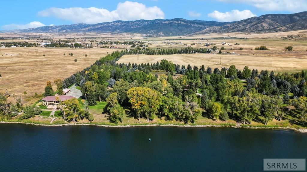 Image 86 of property listing at 535 Swan Ln, Irwin, ID 83449