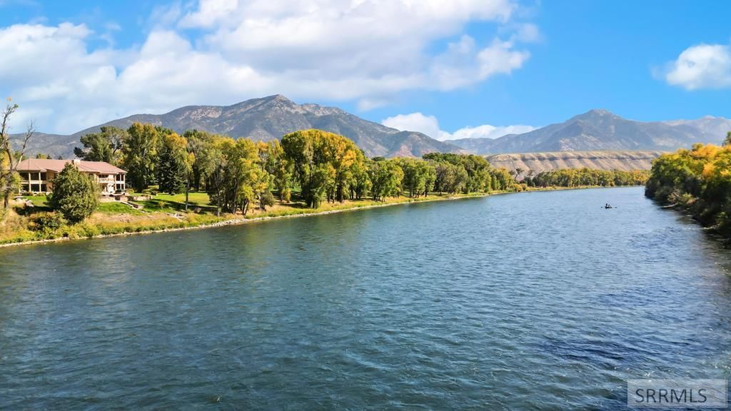 Image 89 of property listing at 535 Swan Ln, Irwin, ID 83449