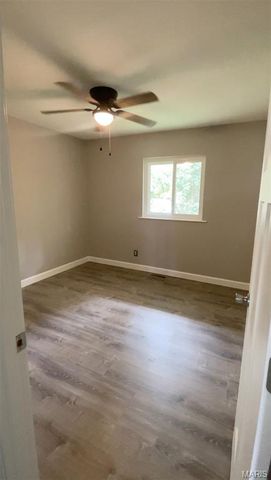 8922 Higginson Drive, Bel Ridge, MO 63121