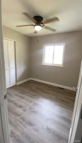 8922 Higginson Drive, Bel Ridge, MO 63121