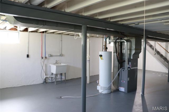 8922 Higginson Drive, Bel Ridge, MO 63121