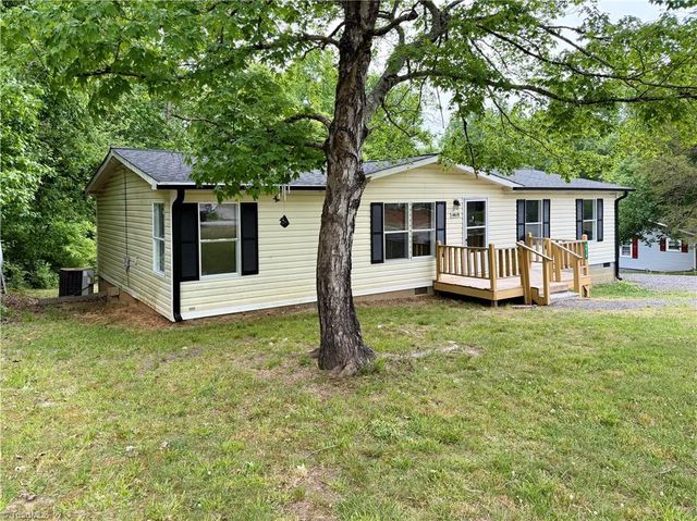 4618 Fairview Lane, Trinity, NC 27370