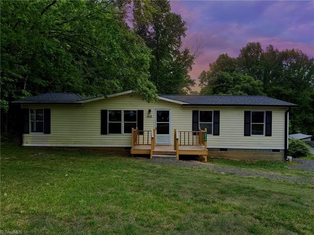 4618 Fairview Lane, Trinity, NC 27370