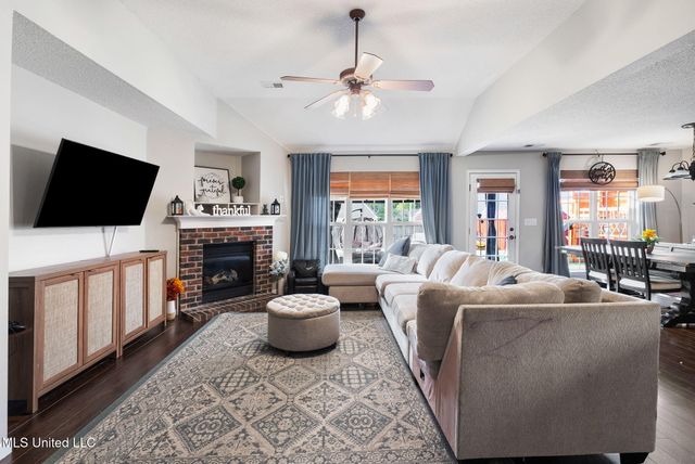 13245 Braybourne Parkway, Olive Branch, MS 38654