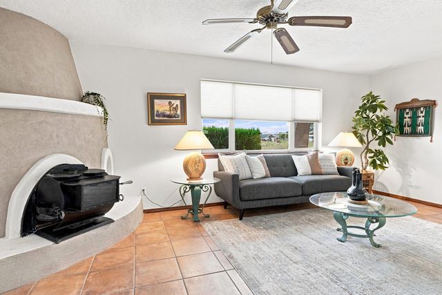 1500 Tulip Road SE, Rio Rancho, NM 87124