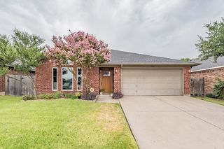 7403 Fossil Lake Drive, Arlington, TX 76002