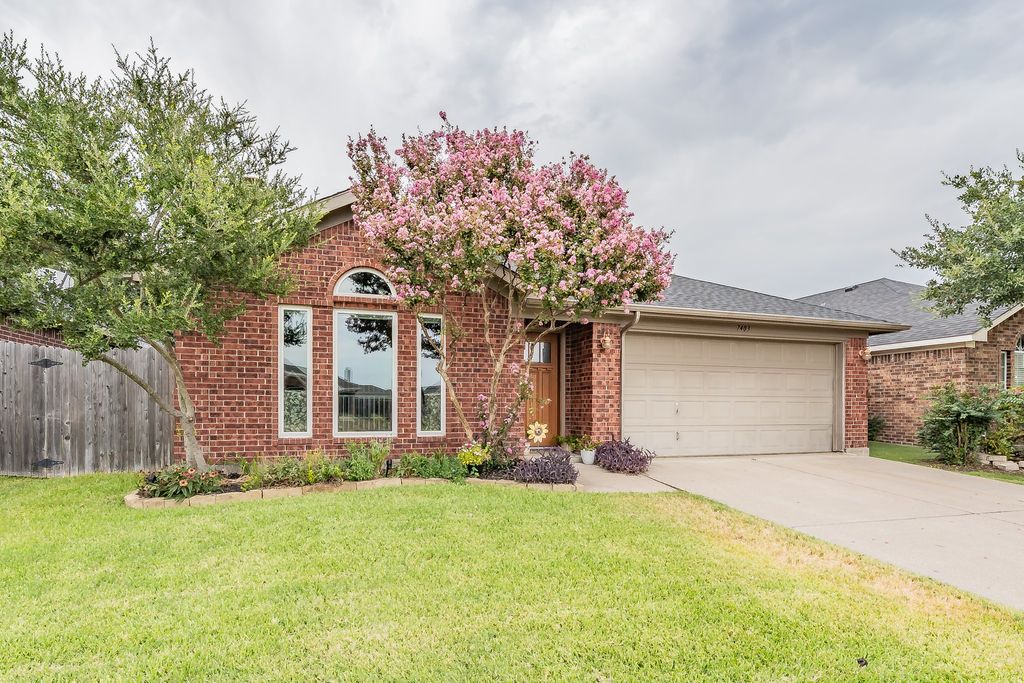 7403 Fossil Lake Drive, Arlington, TX 76002 — photo 2