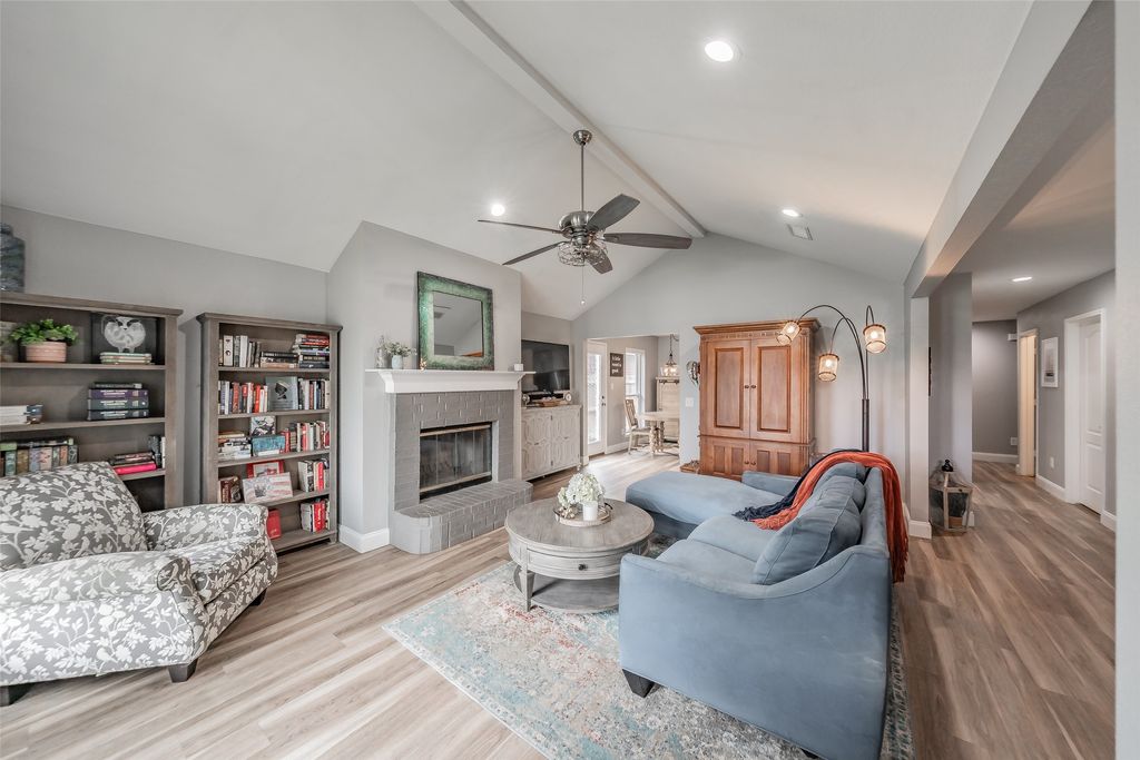 7403 Fossil Lake Drive, Arlington, TX 76002 — photo 5