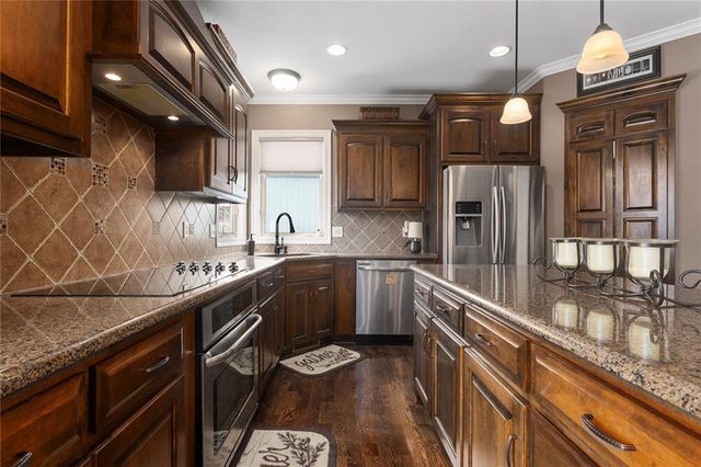 11130 N Brooklyn Avenue, Kansas City, MO 64155