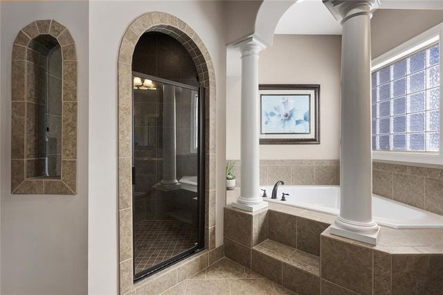 11130 N Brooklyn Avenue, Kansas City, MO 64155