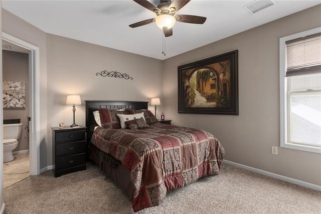 11130 N Brooklyn Avenue, Kansas City, MO 64155