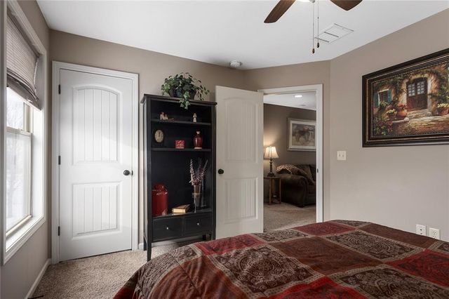 11130 N Brooklyn Avenue, Kansas City, MO 64155