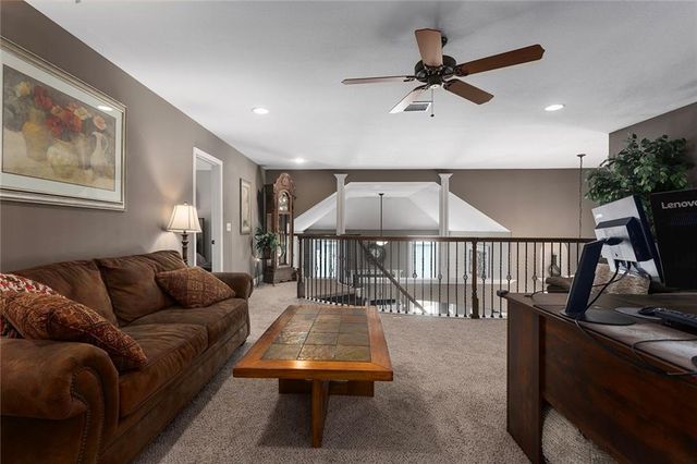 11130 N Brooklyn Avenue, Kansas City, MO 64155