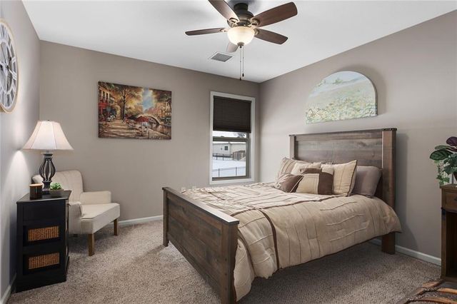 11130 N Brooklyn Avenue, Kansas City, MO 64155