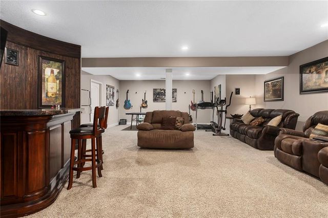 11130 N Brooklyn Avenue, Kansas City, MO 64155