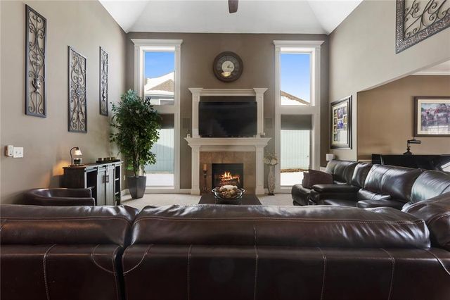 11130 N Brooklyn Avenue, Kansas City, MO 64155