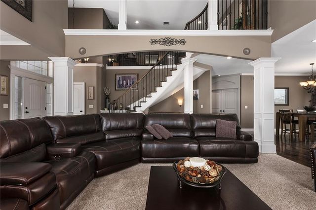 11130 N Brooklyn Avenue, Kansas City, MO 64155