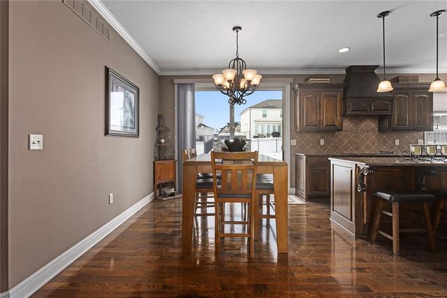 11130 N Brooklyn Avenue, Kansas City, MO 64155