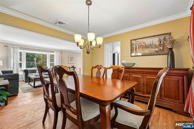 40 Brook Terrace, Wayne, NJ 07470