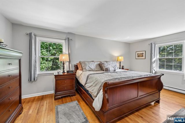 40 Brook Terrace, Wayne, NJ 07470