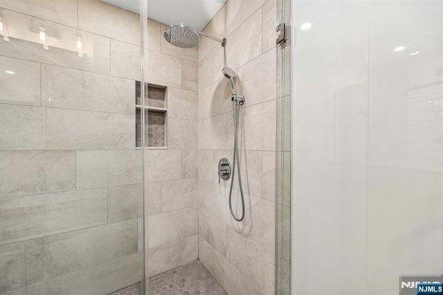40 Brook Terrace, Wayne, NJ 07470