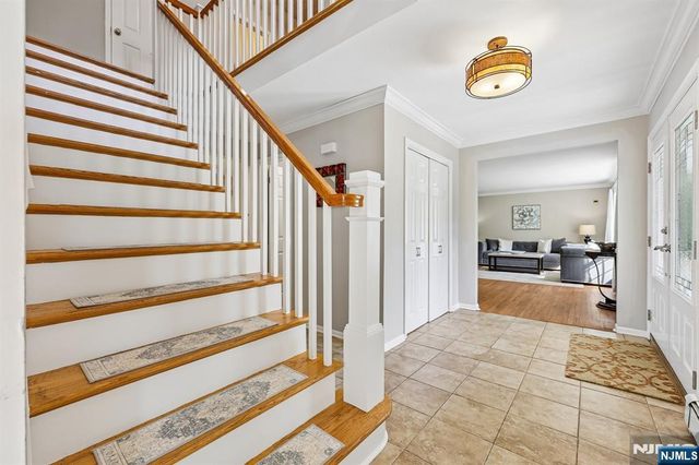 40 Brook Terrace, Wayne, NJ 07470