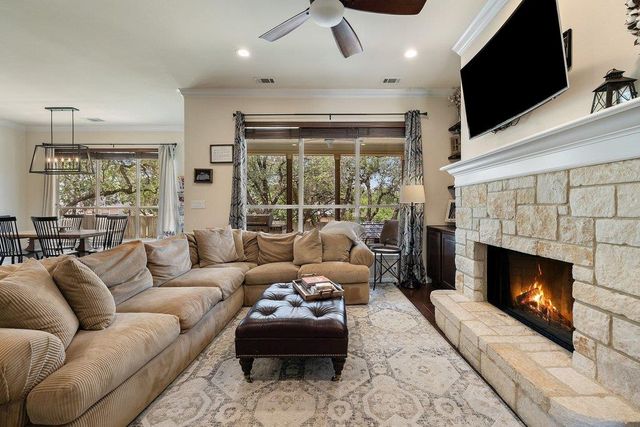 406 Strichen DR, Spicewood, TX 78669